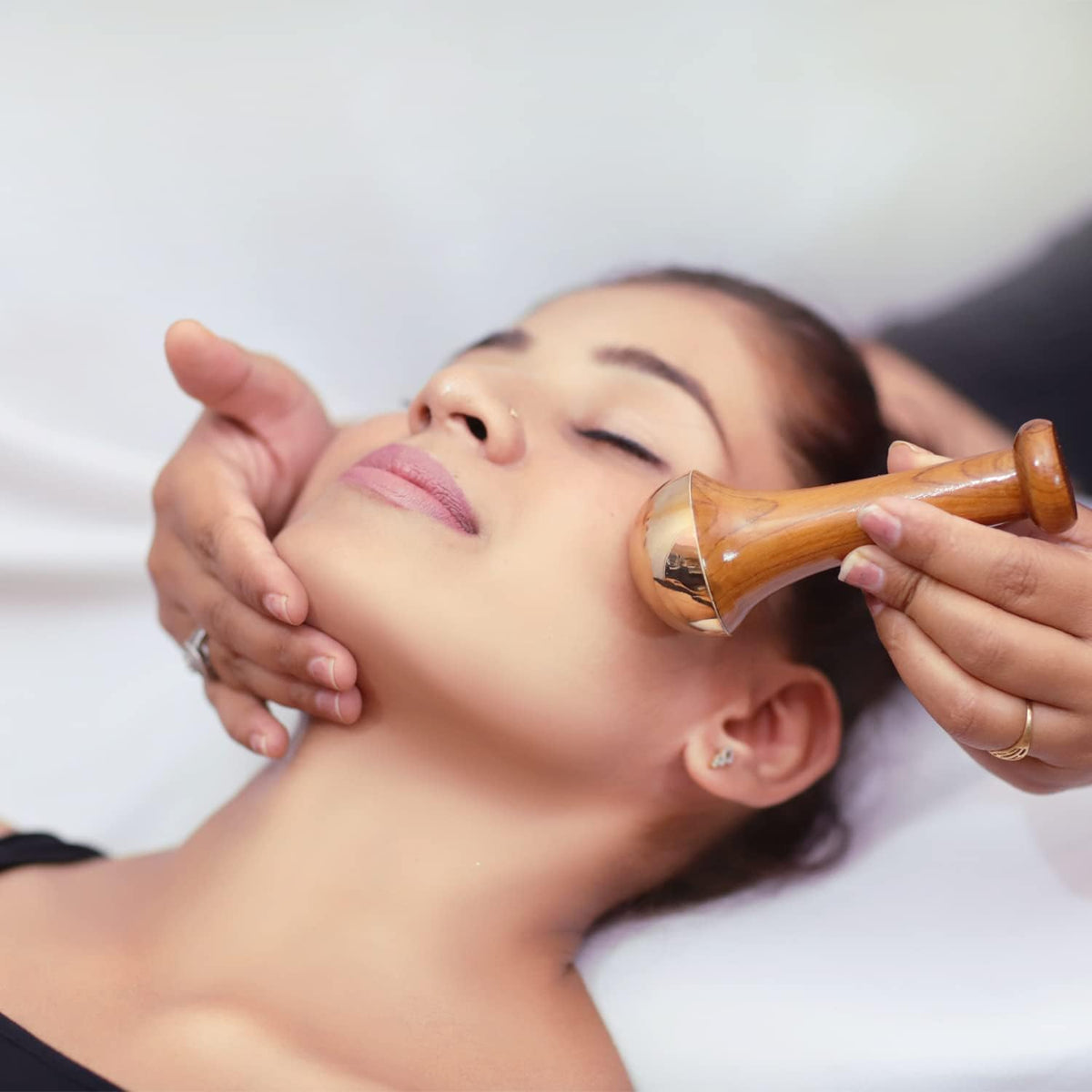 Miloo Face Massager